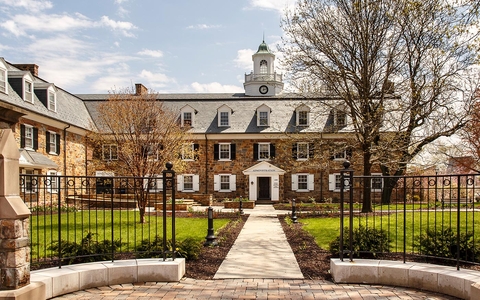 Colonial Hall